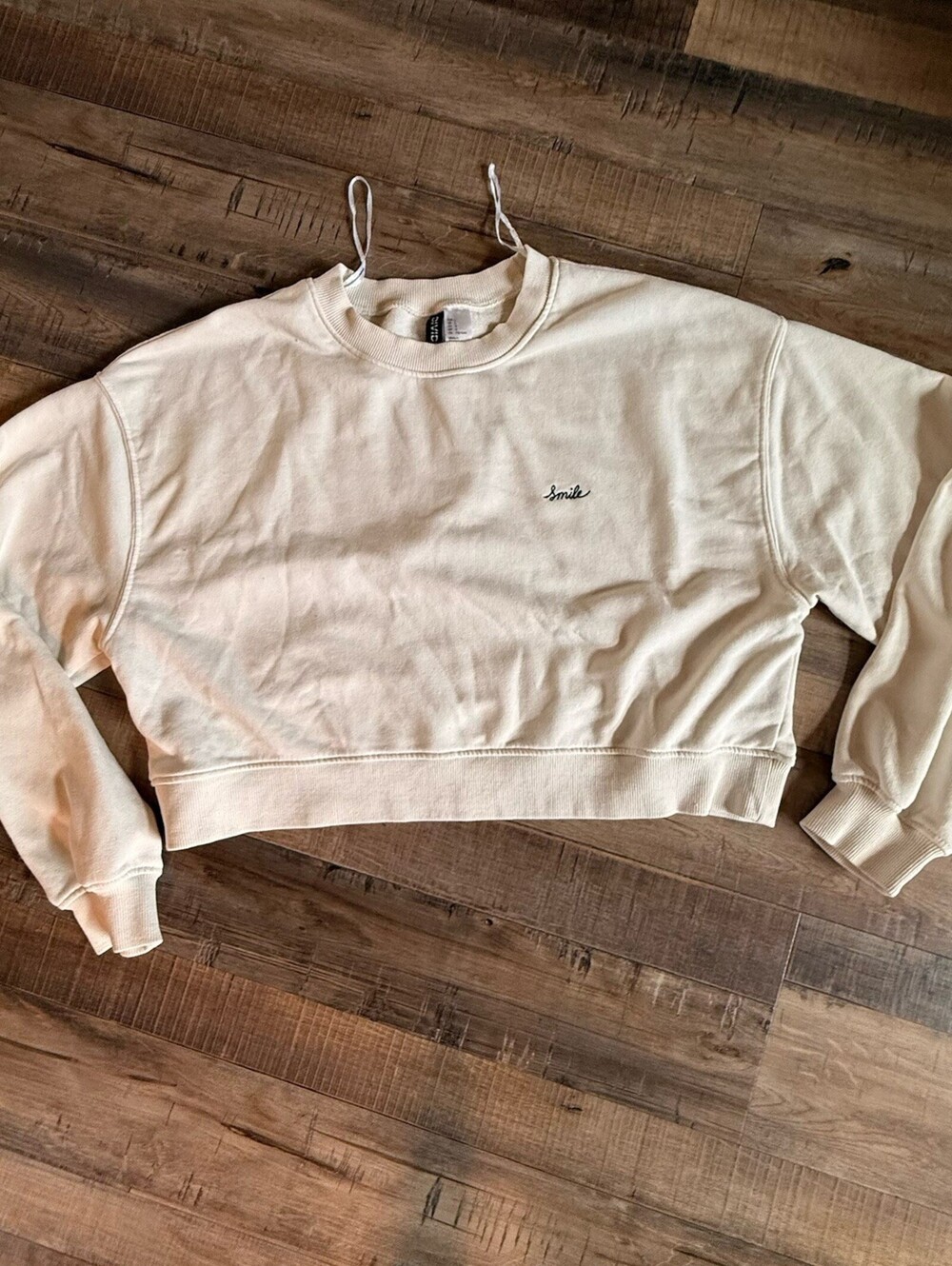 H&M Cropped Sweatshirt Smile Embroidered Cream Sz L